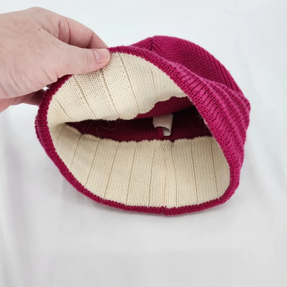 Wigwam Knit Beanie Fuchsia Toboggan Winter Ski Aspen Snow Made In‎ USA